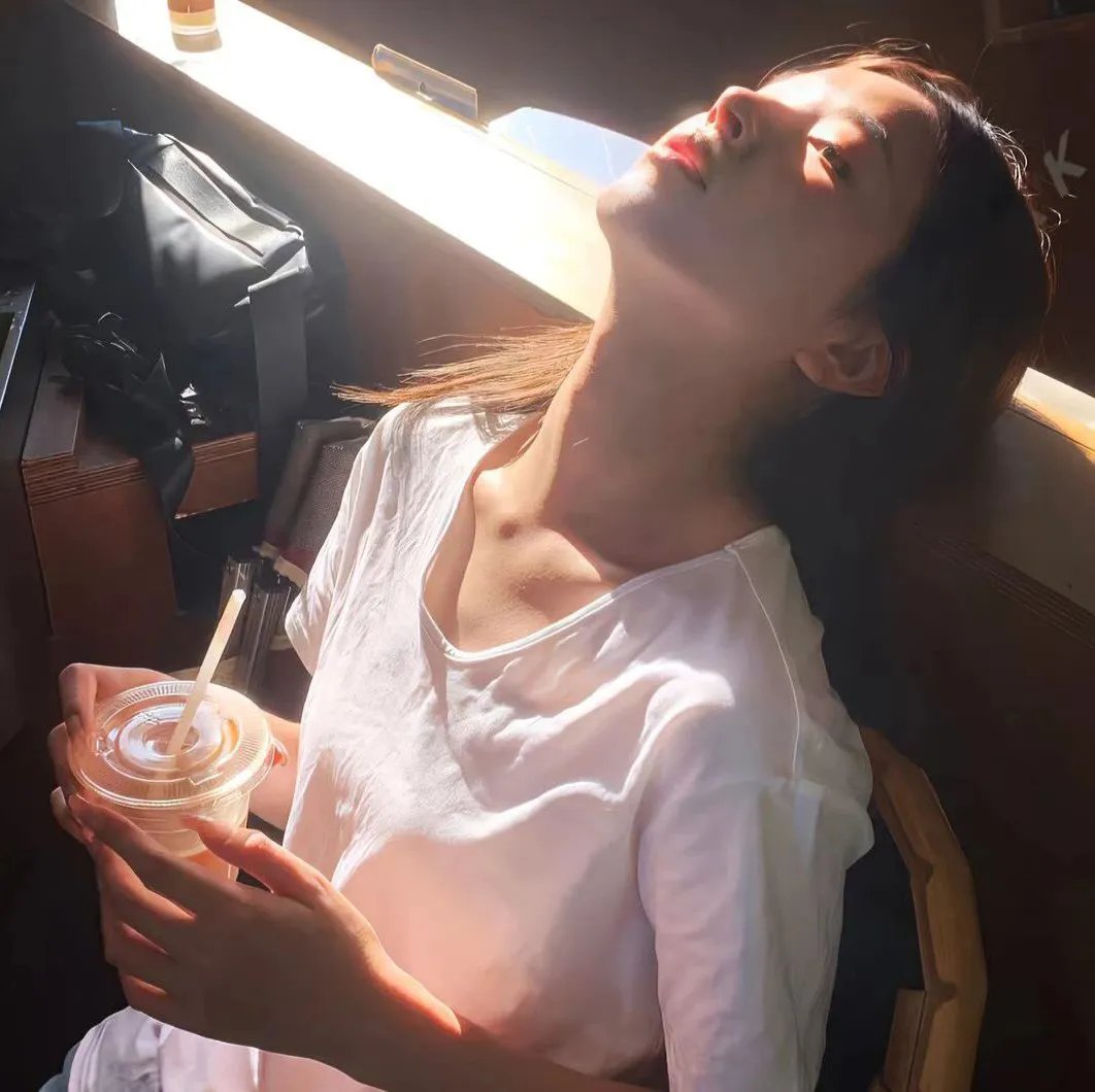 扶贫记海报